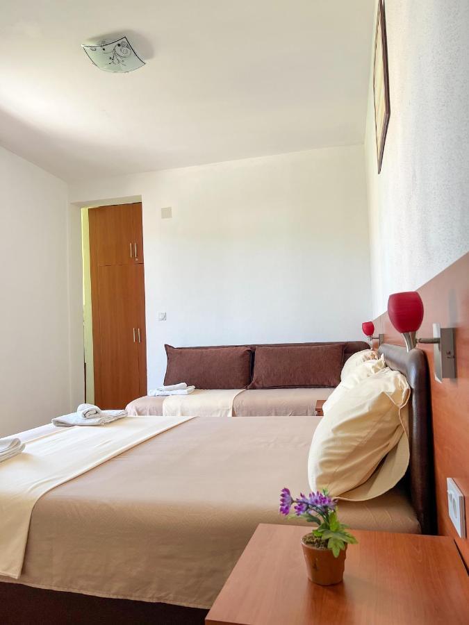 Apartments Fat E Jet - Pool & Breakfast Ulcinj Esterno foto