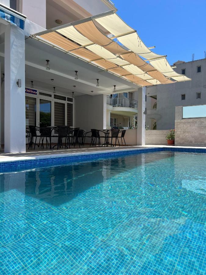 Apartments Fat E Jet - Pool & Breakfast Ulcinj Esterno foto