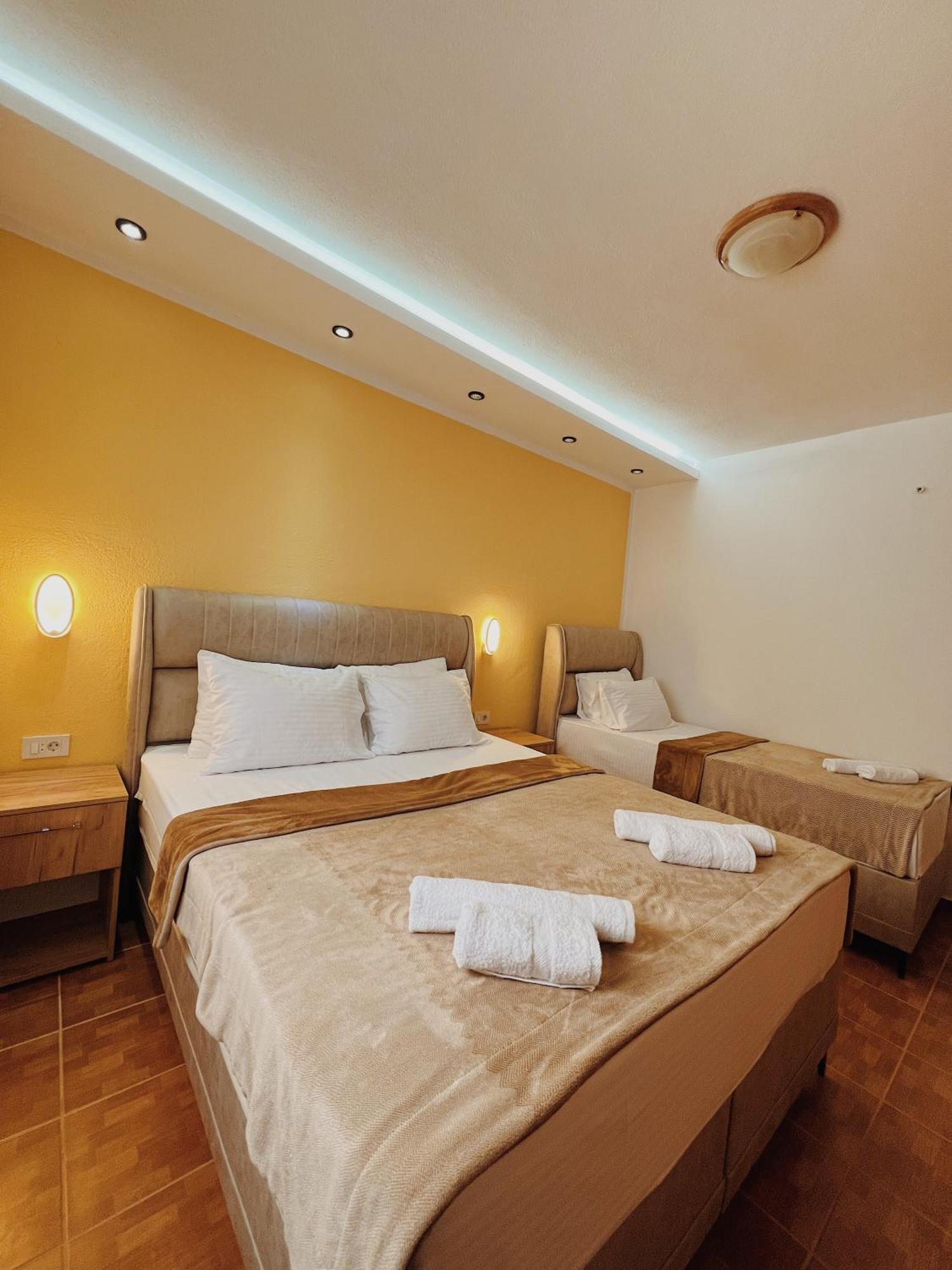Apartments Fat E Jet - Pool & Breakfast Ulcinj Esterno foto