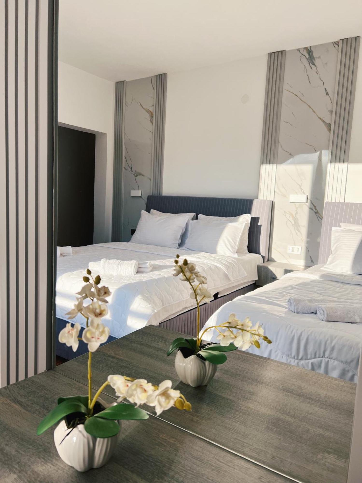 Apartments Fat E Jet - Pool & Breakfast Ulcinj Esterno foto