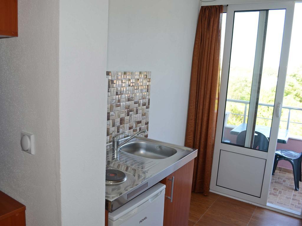 Apartments Fat E Jet - Pool & Breakfast Ulcinj Esterno foto