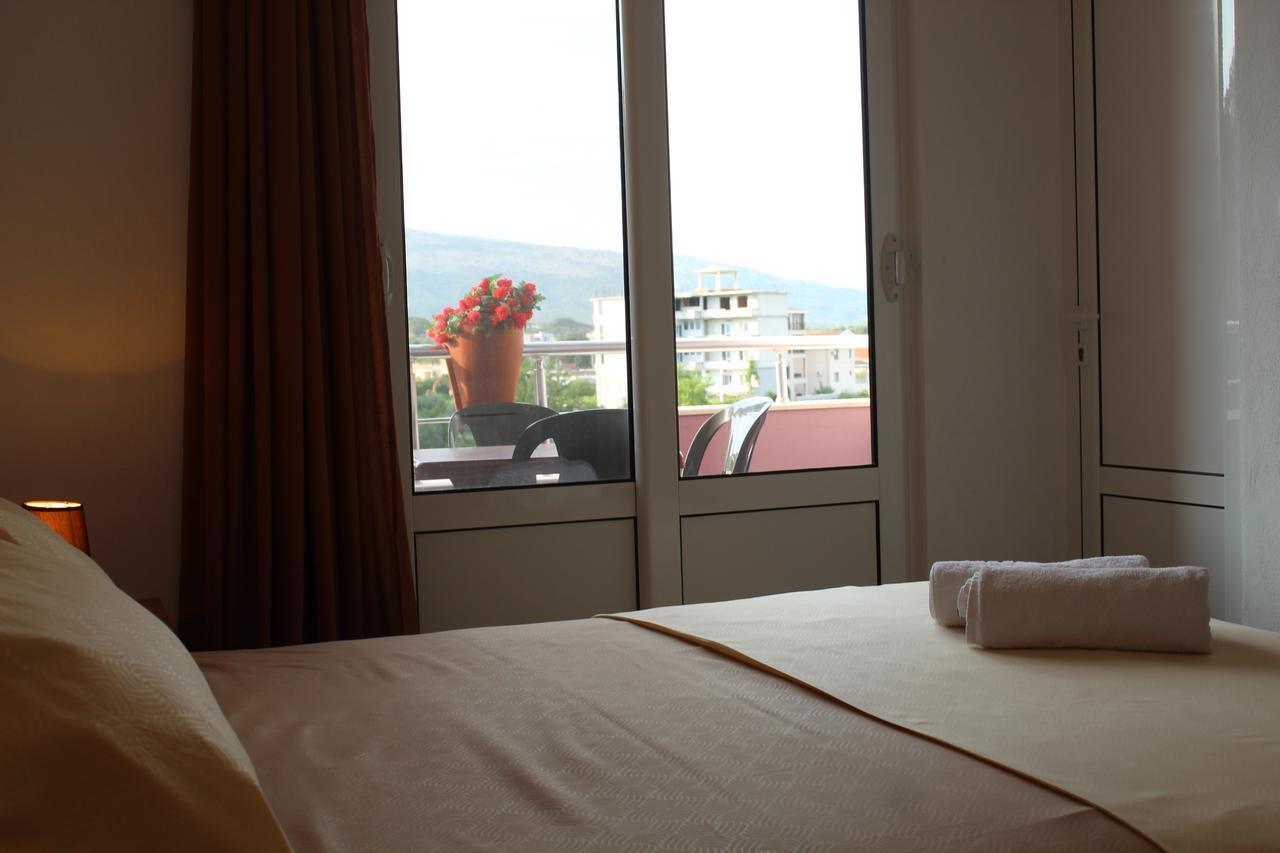 Apartments Fat E Jet - Pool & Breakfast Ulcinj Esterno foto