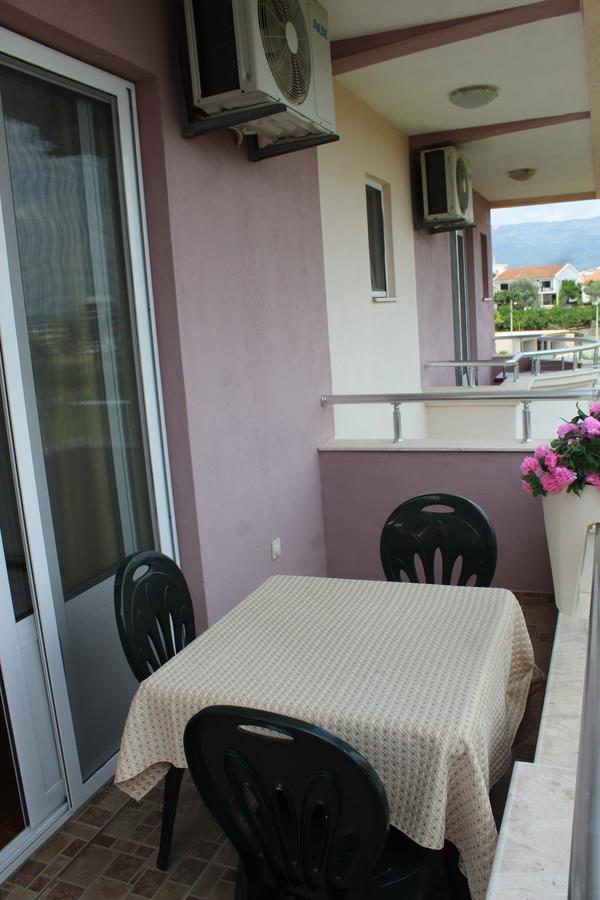 Apartments Fat E Jet - Pool & Breakfast Ulcinj Esterno foto